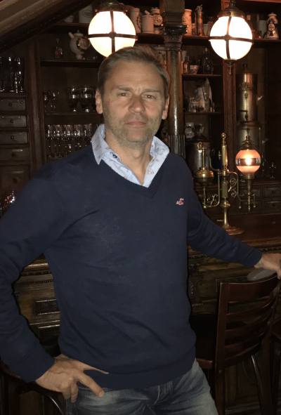 Dating Man in Lyon