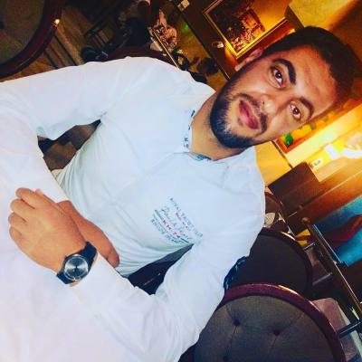 Dating Man Tunis. Datand o femeie